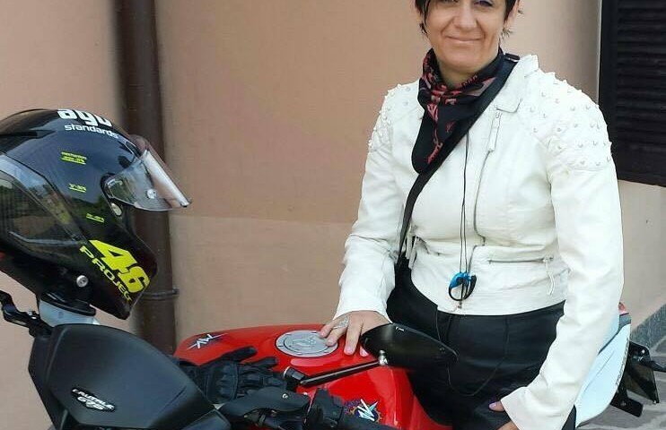 Altina_ragazze_in_moto