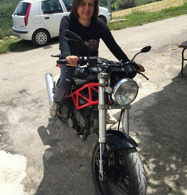 Edy_ragazze_in_moto