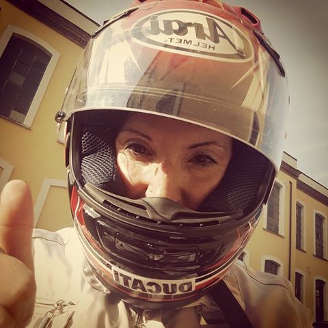 Emanuela_ragazze_in_moto