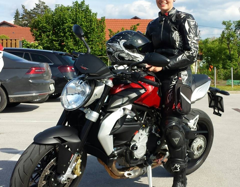 Kristina_ragazze_in_moto