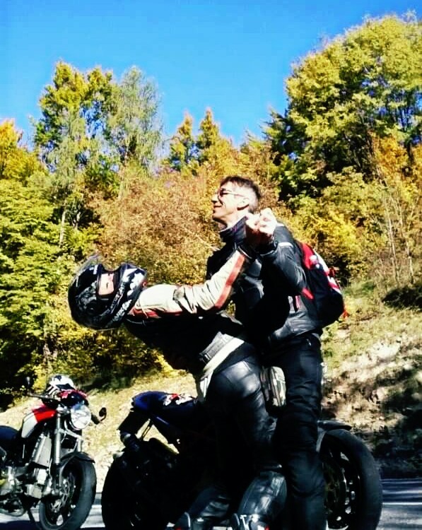 Pamela_ragazze_in_moto