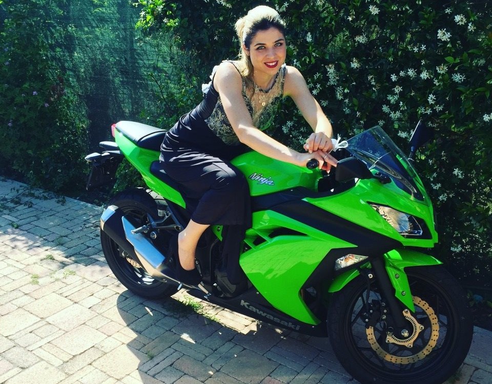 Alexandra_ragazze_in_moto