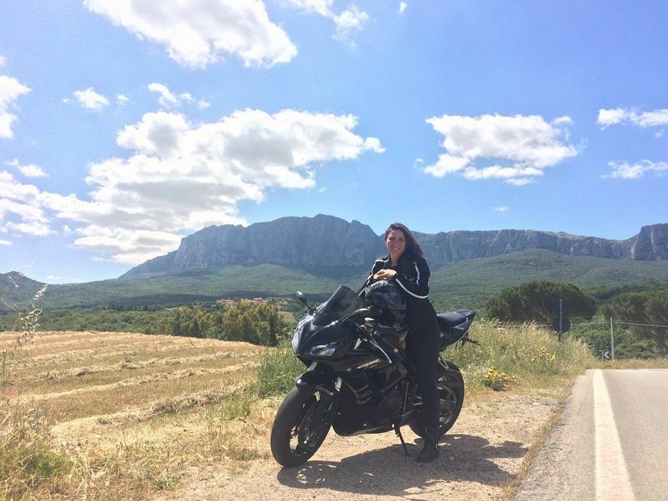 Amelia_ragazze_in_moto