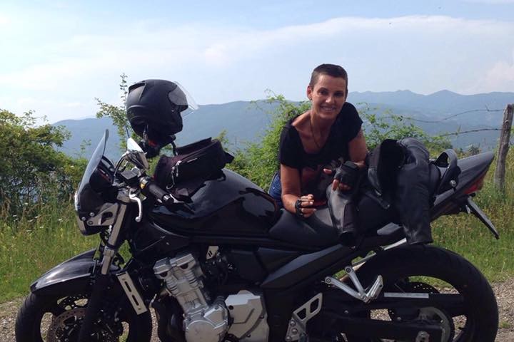 Caterina_ragazze_in-moto