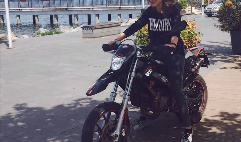 Elena2_ragazze_in_moto