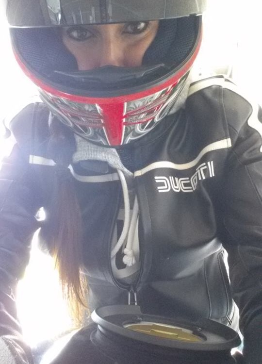 Eleonora_ragazze_in_moto