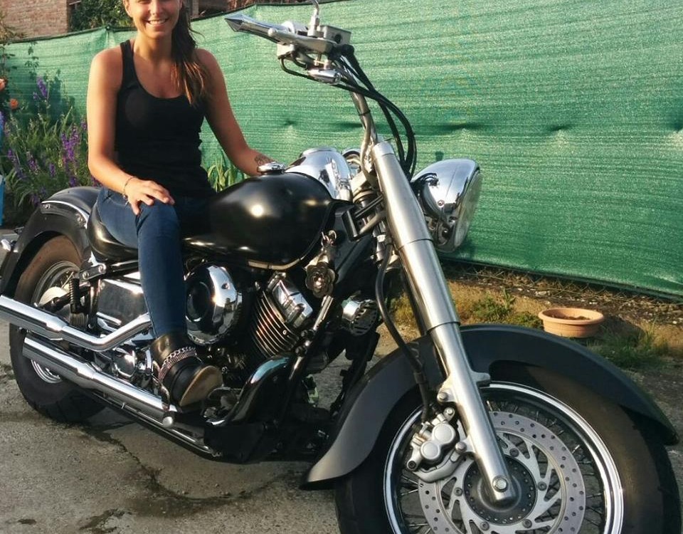 Eleonora_ragazze_in_moto