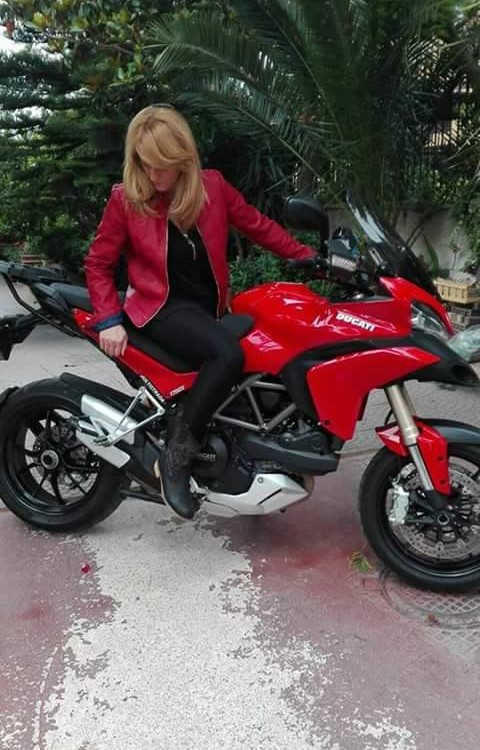 Emilia_ragazze_in_moto