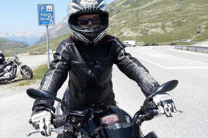 Germana-ragazze_in_moto