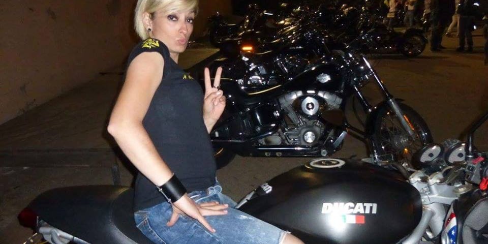 Graziella_ragazze_in_moto