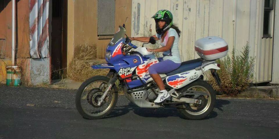 Luana_ragazze_in_moto