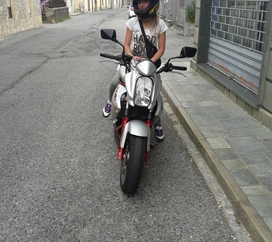 Mara_ragazze-in-moto