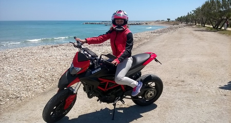 Nadia_ragazze_in_moto