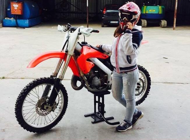 Sabrina_ragazze_in-moto_mini_concorso