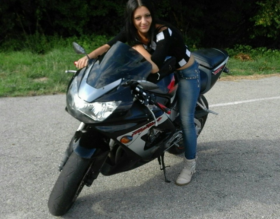 Antonella_ragazze_in_moto