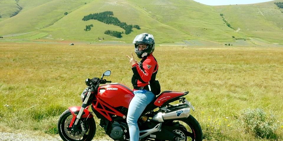 Elga_ragazze_in_moto