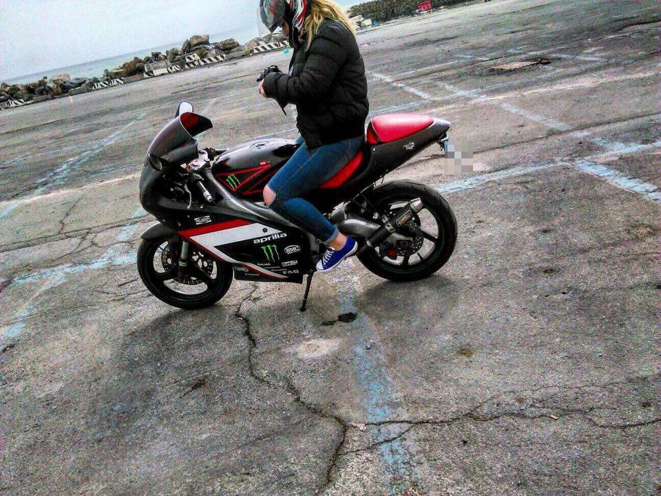 Fabiana_ragazze_in_moto