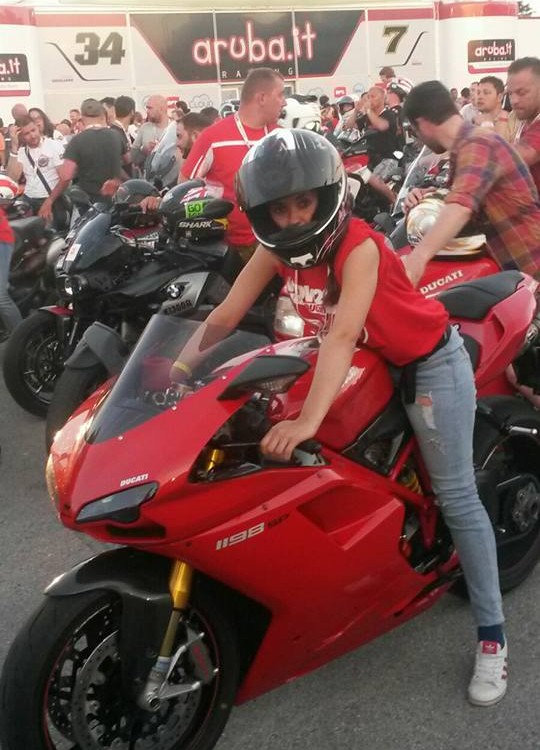 Jessica_ragazze_in_moto