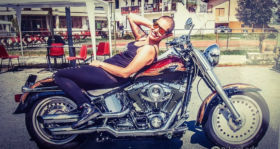 Krizia_ragazze_in_moto