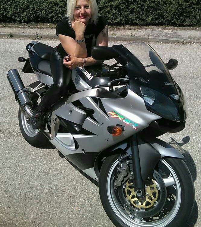 Mariya_ragazze_in_moto