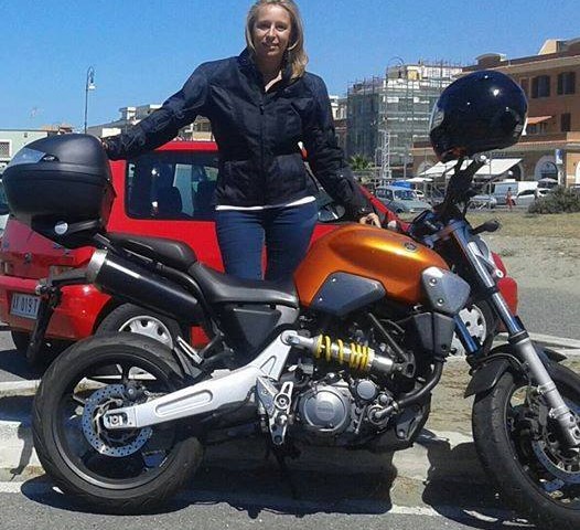 Raffaella_ragazze_in_moto