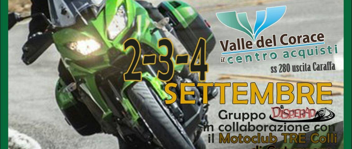 1°Mototour Valle del Corace_ragazze_in-moto