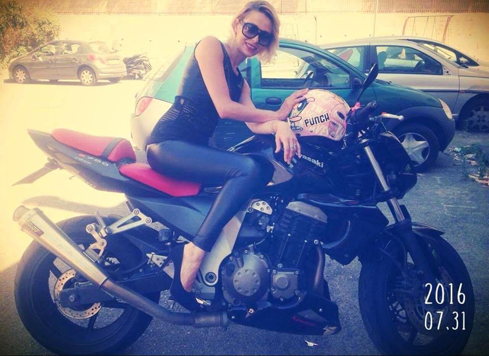 Alessandra_ragazze_in_moto