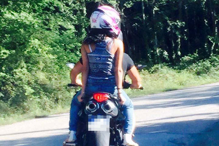 Angela_ragazze_in_moto