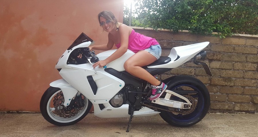 Chiara_ragazze_in_moto