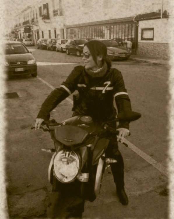 Daniela_ragazze_in_moto