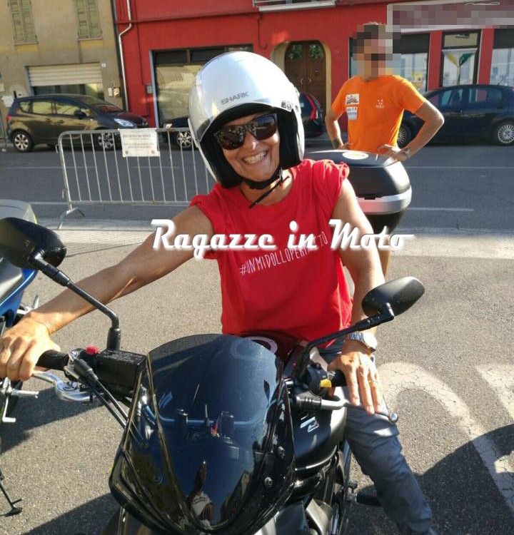 Elisa_ragazze_in_moto