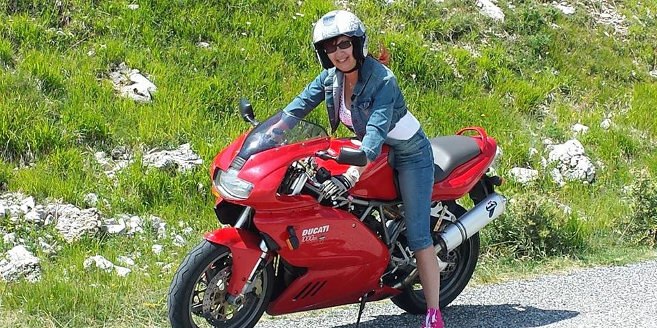 Marcella_ragazze_in_moto