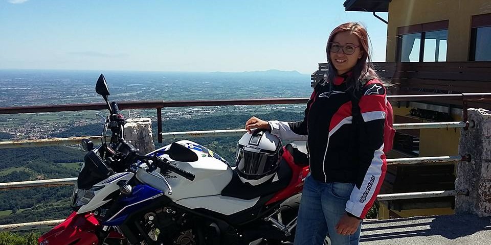 Martina_ragazze_in_moto