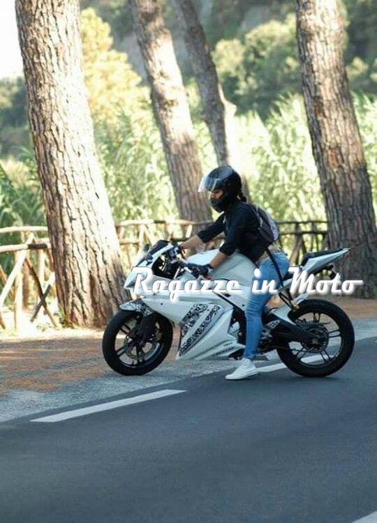 Melissa_ragazze_in_moto