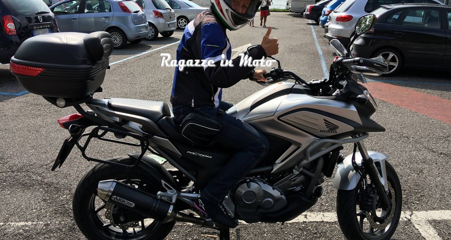 Michela_ragazze_in-moto