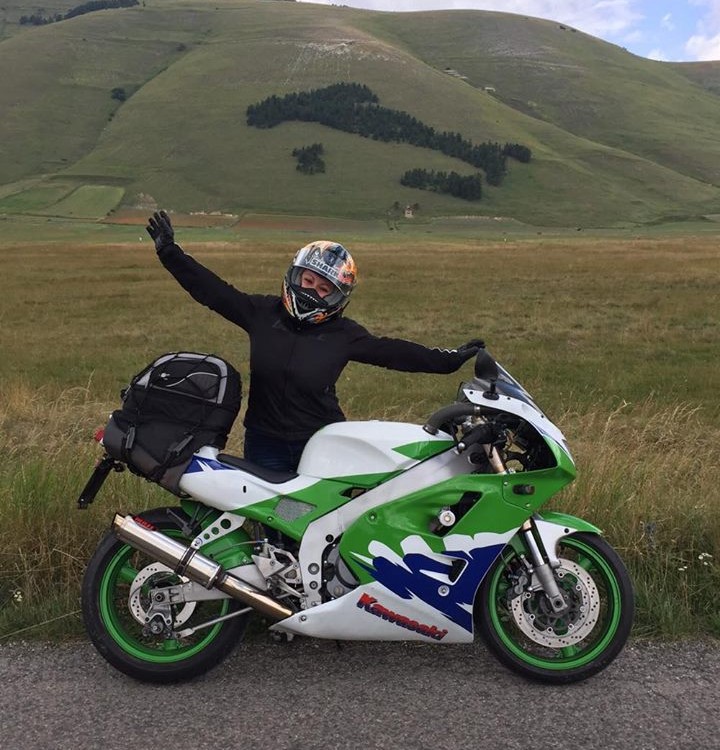 Noemi_ragazze_in_moto