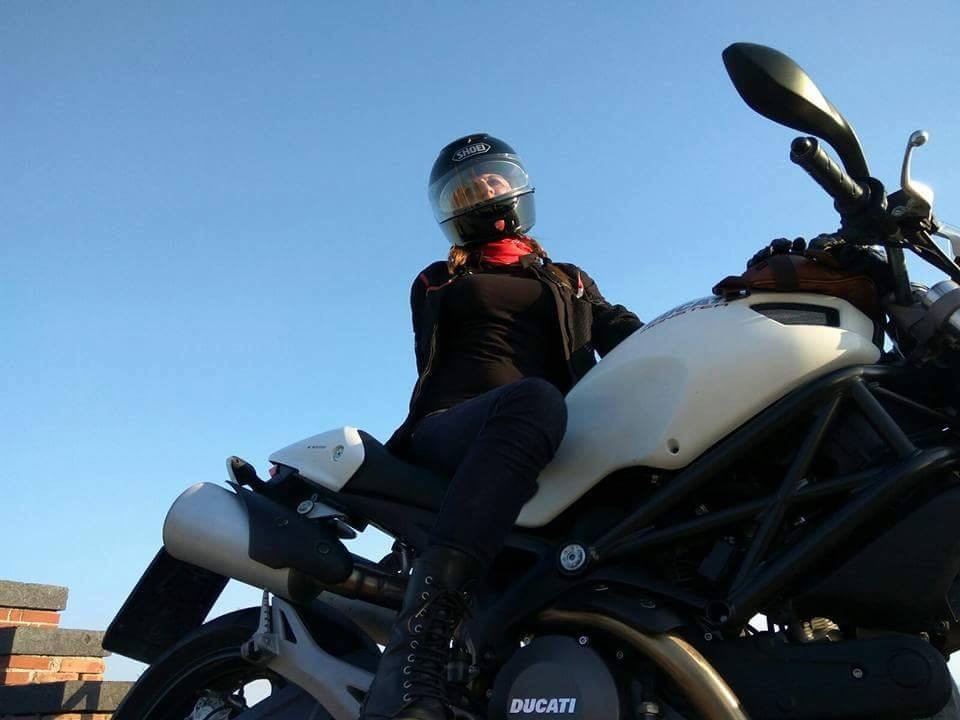 anna_rita_ragazze_in_moto