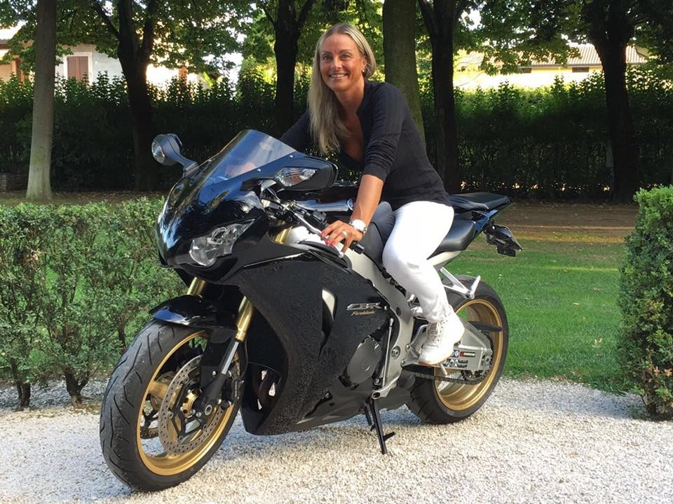 bibi-ragazze_in_moto