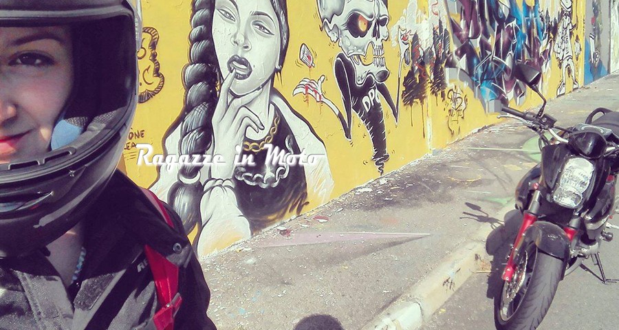 Alessandra_ragazze_in_moto