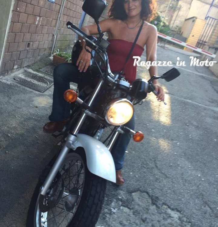 anna_ragazze_in_moto