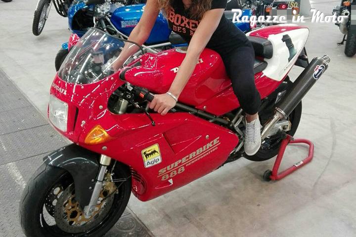 betta_ragazze_in_moto