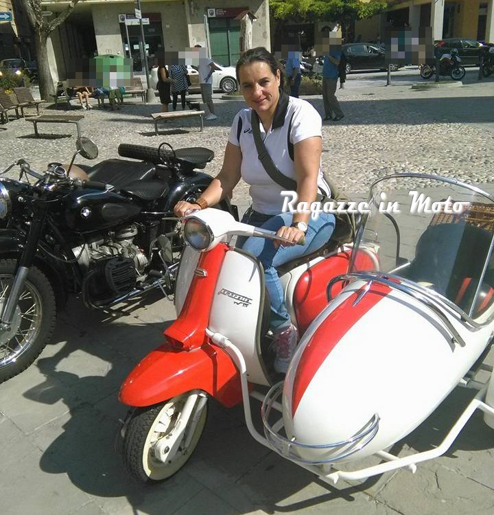 carla_ragazze_in_moto