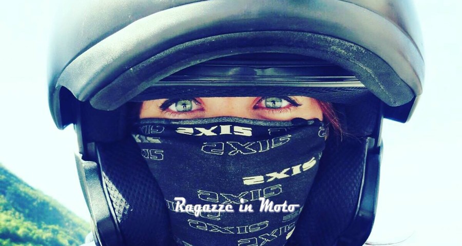 Caterina_ragazze_in_moto