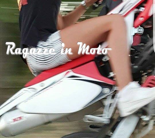 Caty_ragazze_in_moto