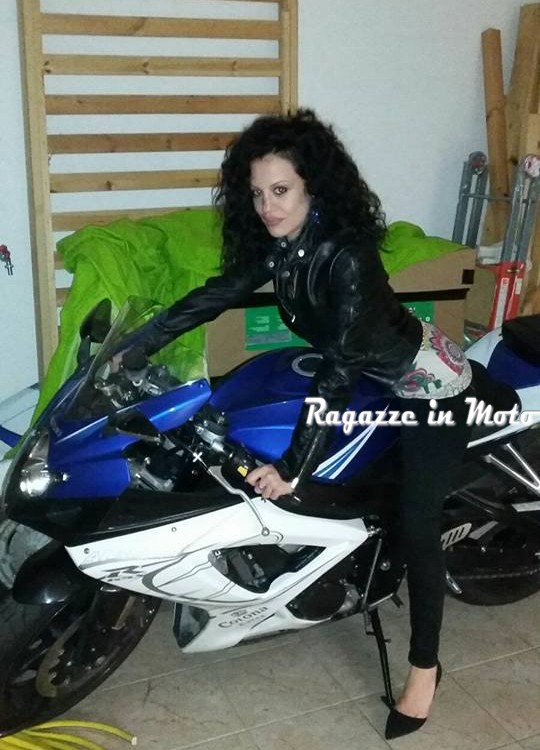 clarissa_ragazze_in_moto