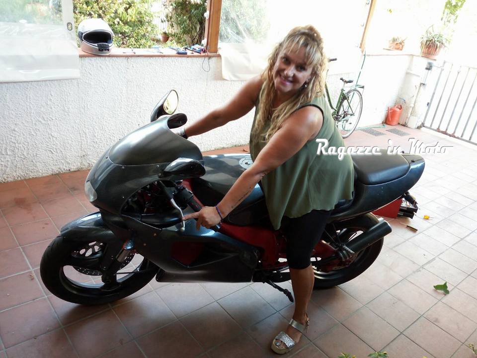 cristiana_ragazze_in_moto