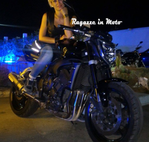 Graziella_ragazze_in_moto