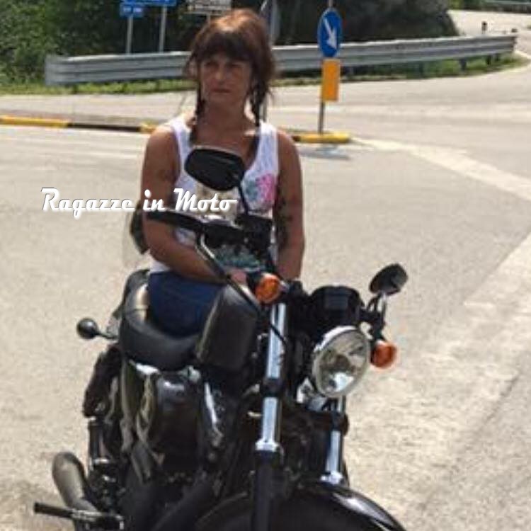 Katia_ragazze_in-moto