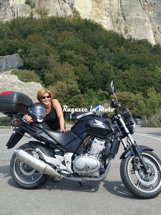 katy_ragazze_in_moto