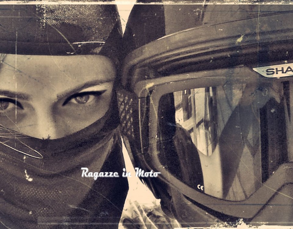 maria_mini_concorso_ragazze_in_moto